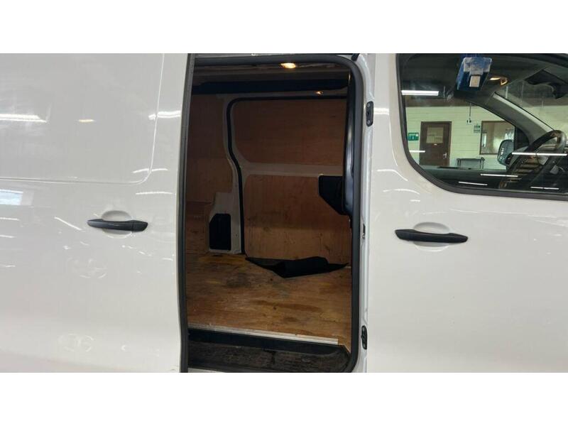 Citroen Dispatch 1.5 BlueHDi 1000 Enterprise Pro M FWD 2 Euro 6 (s/s) 6dr - U404