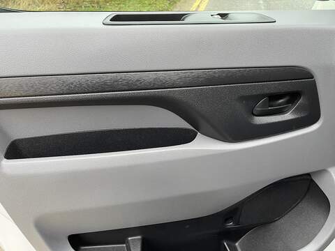 Citroen Dispatch 1.5 BlueHDi 1000 Enterprise Pro M FWD 2 Euro 6 (s/s) 6dr - U404