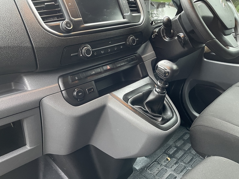 Citroen Dispatch 1.5 BlueHDi 1000 Enterprise Pro M FWD 2 Euro 6 (s/s) 6dr - U404