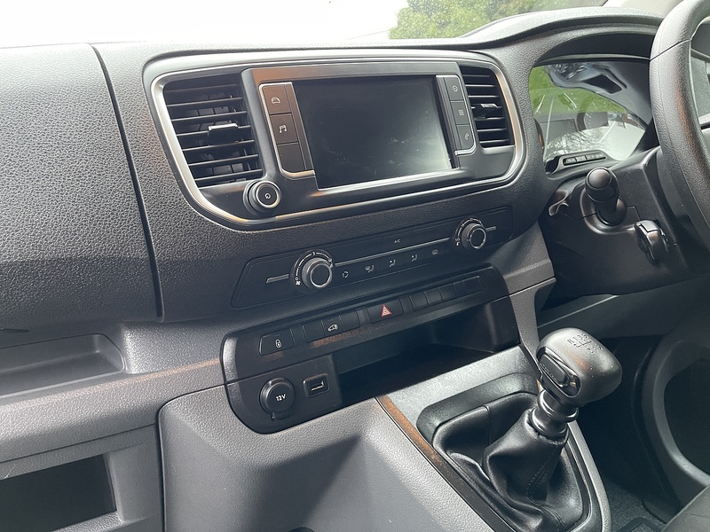 Citroen Dispatch 1.5 BlueHDi 1000 Enterprise Pro M FWD 2 Euro 6 (s/s) 6dr - U404