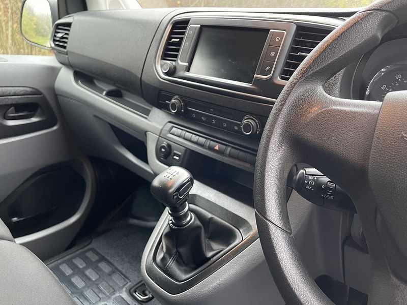 Citroen Dispatch 1.5 BlueHDi 1000 Enterprise Pro M FWD 2 Euro 6 (s/s) 6dr - U404