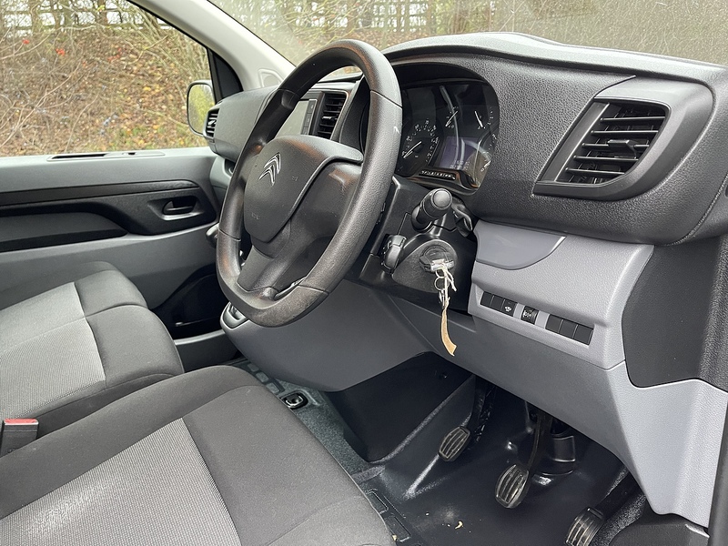 Citroen Dispatch 1.5 BlueHDi 1000 Enterprise Pro M FWD 2 Euro 6 (s/s) 6dr - U404