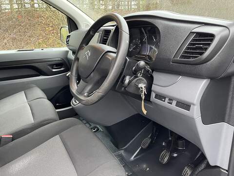 Citroen Dispatch 1.5 BlueHDi 1000 Enterprise Pro M FWD 2 Euro 6 (s/s) 6dr - U404