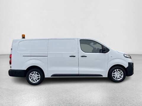 Vauxhall Vivaro 1.5 Turbo D 2900 Dynamic L2 H1 Euro 6 (s/s) 6dr - U405