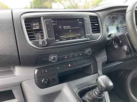 Vauxhall Vivaro 1.5 Turbo D 2900 Dynamic L2 H1 Euro 6 (s/s) 6dr - U405