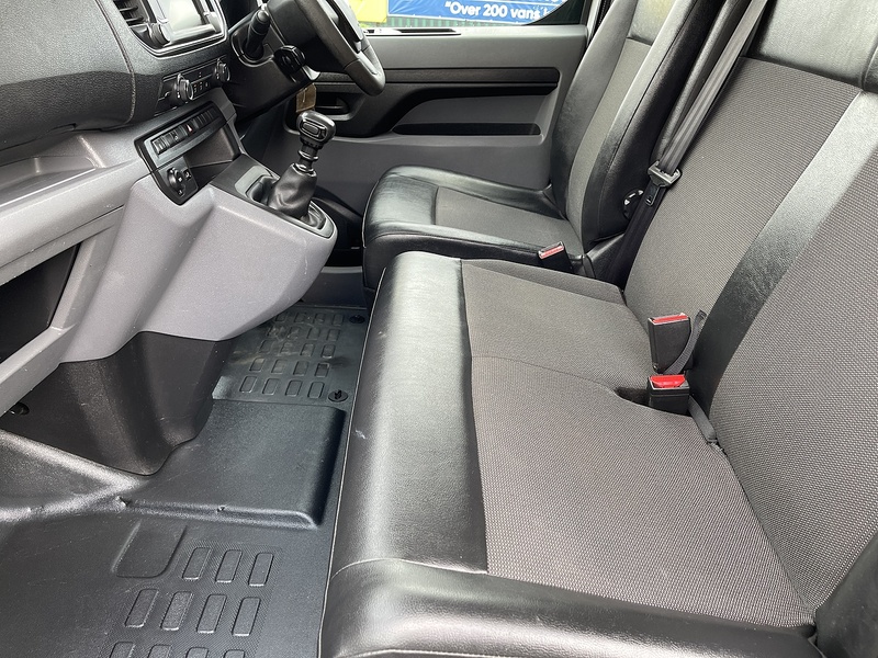 Vauxhall Vivaro 1.5 Turbo D 2900 Dynamic L2 H1 Euro 6 (s/s) 6dr - U405