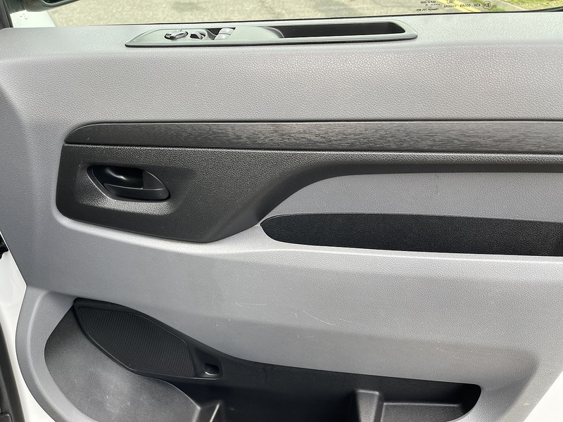 Vauxhall Vivaro 1.5 Turbo D 2900 Dynamic L2 H1 Euro 6 (s/s) 6dr - U405