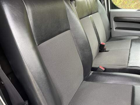 Vauxhall Vivaro 1.5 Turbo D 2900 Dynamic L2 H1 Euro 6 (s/s) 6dr - U405