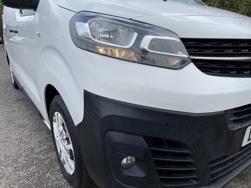 Vauxhall Vivaro 1.5 Turbo D 2900 Dynamic L2 H1 Euro 6 (s/s) 6dr - U405