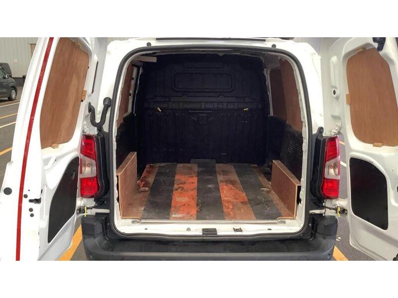 Peugeot Partner 1.5 BlueHDi 1000 Professional Standard Panel Van SWB Euro 6 (s/s) 5dr - U406