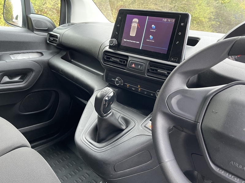 Peugeot Partner 1.5 BlueHDi 1000 Professional Standard Panel Van SWB Euro 6 (s/s) 5dr - U406