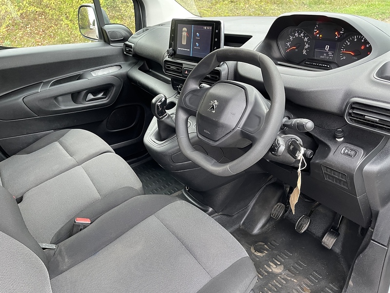 Peugeot Partner 1.5 BlueHDi 1000 Professional Standard Panel Van SWB Euro 6 (s/s) 5dr - U406