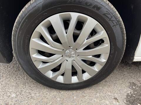 Peugeot Partner 1.5 BlueHDi 1000 Professional Standard Panel Van SWB Euro 6 (s/s) 5dr - U406