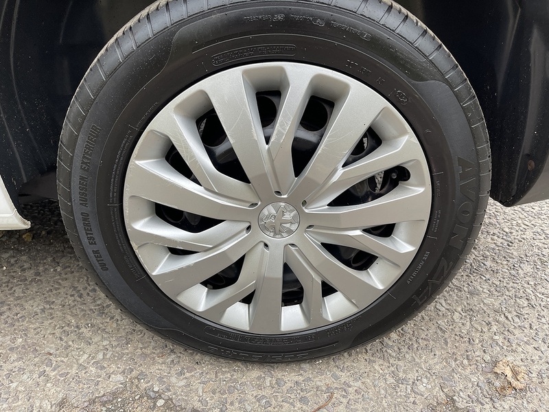 Peugeot Partner 1.5 BlueHDi 1000 Professional Standard Panel Van SWB Euro 6 (s/s) 5dr - U406