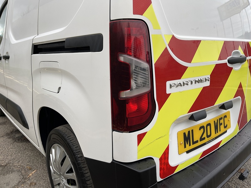 Peugeot Partner 1.5 BlueHDi 1000 Professional Standard Panel Van SWB Euro 6 (s/s) 5dr - U406