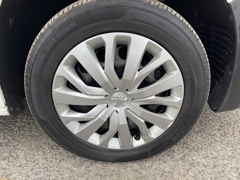 Peugeot Partner 1.5 BlueHDi 1000 Professional Standard Panel Van SWB Euro 6 (s/s) 5dr - U406