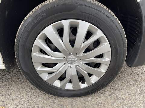 Peugeot Partner 1.5 BlueHDi 1000 Professional Standard Panel Van SWB Euro 6 (s/s) 5dr - U406