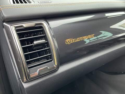 Ford Ranger 2.0 EcoBlue Wildtrak Auto 4WD Euro 6 (s/s) 4dr - U407