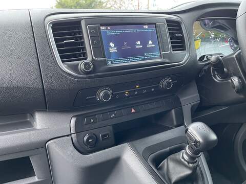 Peugeot Expert 1.5 BlueHDi 1000 Professional Premium Standard Panel Van MWB Euro 6 (s/s) 6dr - U408