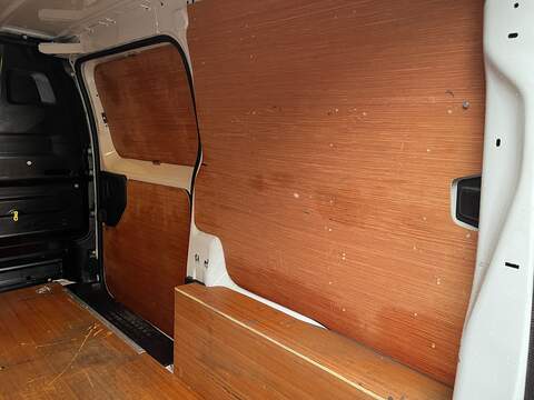 Peugeot Expert 1.5 BlueHDi 1000 Professional Premium Standard Panel Van MWB Euro 6 (s/s) 6dr - U408