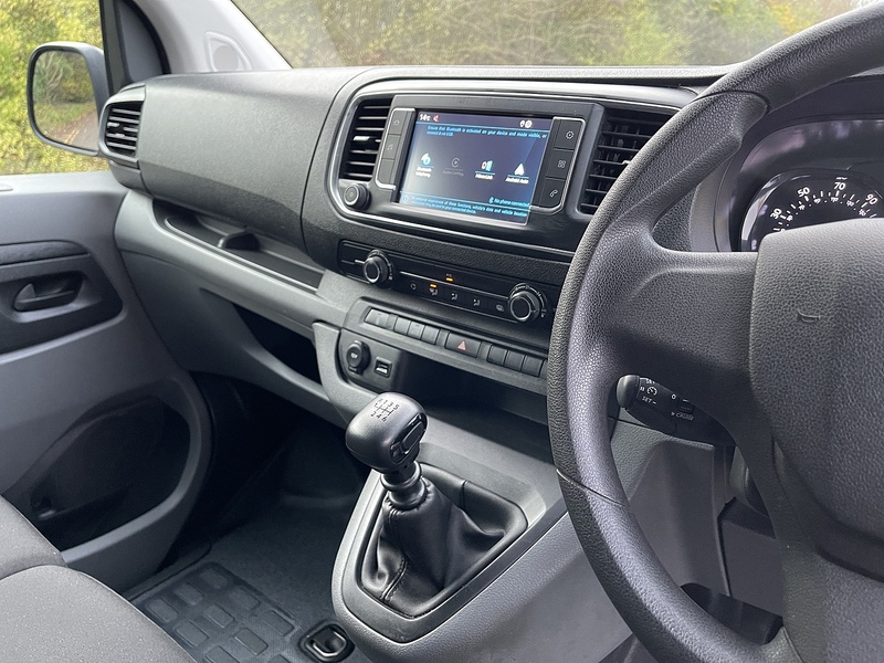 Peugeot Expert 1.5 BlueHDi 1000 Professional Premium Standard Panel Van MWB Euro 6 (s/s) 6dr - U408