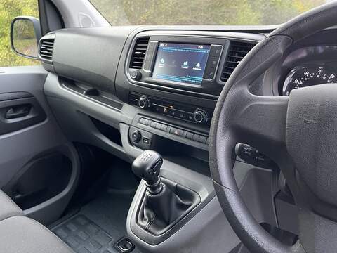 Peugeot Expert 1.5 BlueHDi 1000 Professional Premium Standard Panel Van MWB Euro 6 (s/s) 6dr - U408