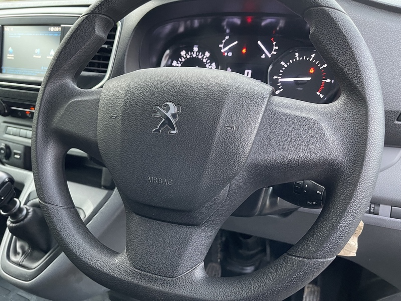 Peugeot Expert 1.5 BlueHDi 1000 Professional Premium Standard Panel Van MWB Euro 6 (s/s) 6dr - U408