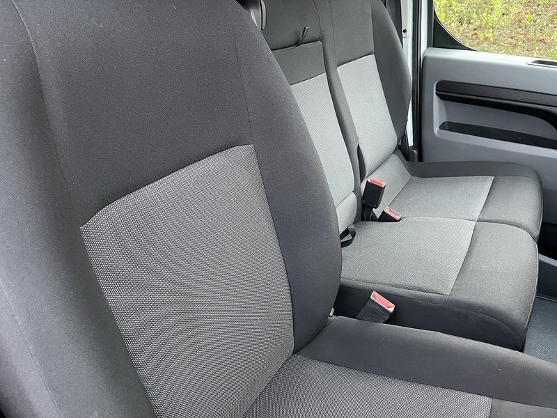 Peugeot Expert 1.5 BlueHDi 1000 Professional Premium Standard Panel Van MWB Euro 6 (s/s) 6dr - U408