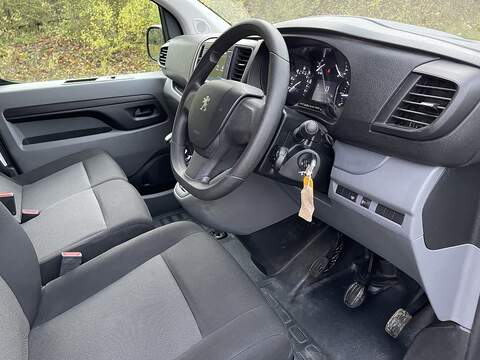 Peugeot Expert 1.5 BlueHDi 1000 Professional Premium Standard Panel Van MWB Euro 6 (s/s) 6dr - U408