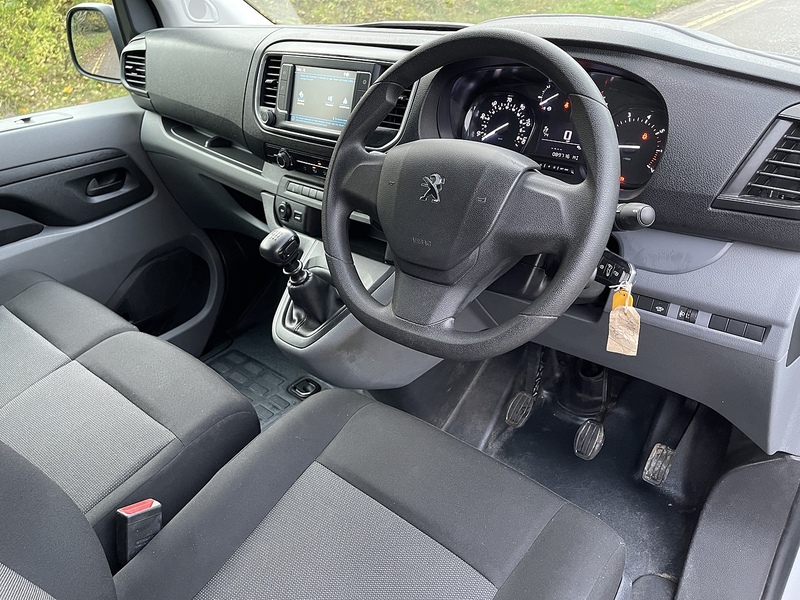 Peugeot Expert 1.5 BlueHDi 1000 Professional Premium Standard Panel Van MWB Euro 6 (s/s) 6dr - U408