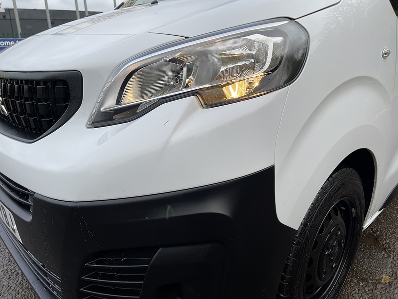 Peugeot Expert 1.5 BlueHDi 1000 Professional Premium Standard Panel Van MWB Euro 6 (s/s) 6dr - U408