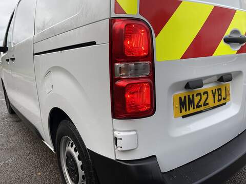 Peugeot Expert 1.5 BlueHDi 1000 Professional Premium Standard Panel Van MWB Euro 6 (s/s) 6dr - U408