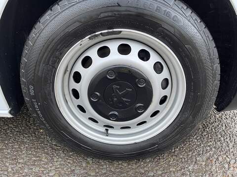 Peugeot Expert 1.5 BlueHDi 1000 Professional Premium Standard Panel Van MWB Euro 6 (s/s) 6dr - U408