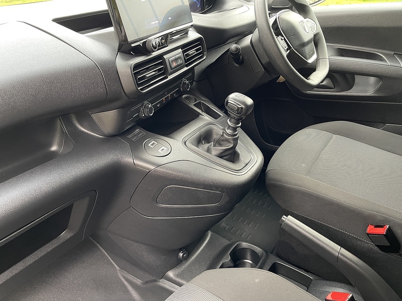 Peugeot Partner 1.5 BlueHDi 1000 Professional Standard Panel Van SWB Euro 6 (s/s) 5dr - U409