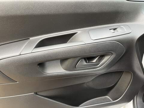 Peugeot Partner 1.5 BlueHDi 1000 Professional Standard Panel Van SWB Euro 6 (s/s) 5dr - U409