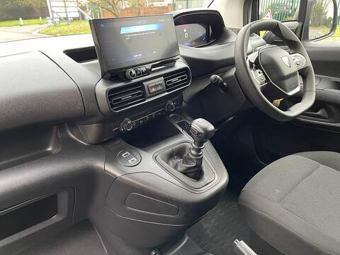 Peugeot Partner 1.5 BlueHDi 1000 Professional Standard Panel Van SWB Euro 6 (s/s) 5dr - U409