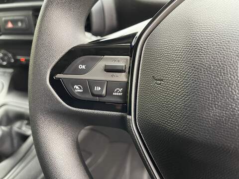 Peugeot Partner 1.5 BlueHDi 1000 Professional Standard Panel Van SWB Euro 6 (s/s) 5dr - U409