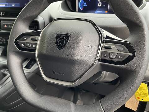 Peugeot Partner 1.5 BlueHDi 1000 Professional Standard Panel Van SWB Euro 6 (s/s) 5dr - U409