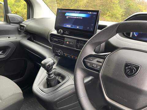 Peugeot Partner 1.5 BlueHDi 1000 Professional Standard Panel Van SWB Euro 6 (s/s) 5dr - U409