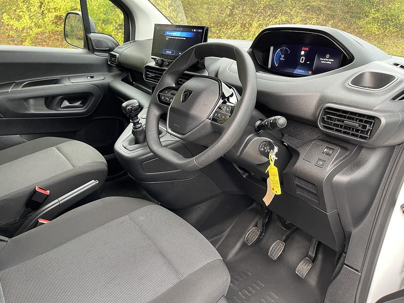Peugeot Partner 1.5 BlueHDi 1000 Professional Standard Panel Van SWB Euro 6 (s/s) 5dr - U409