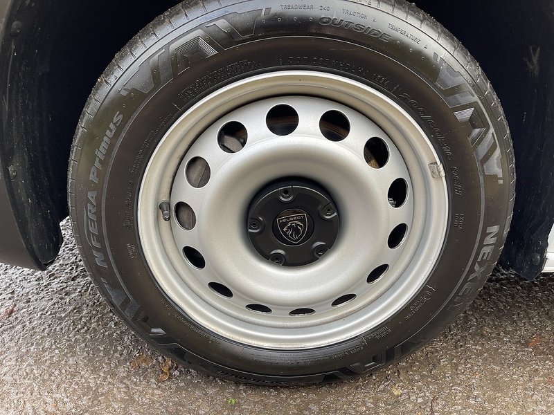 Peugeot Partner 1.5 BlueHDi 1000 Professional Standard Panel Van SWB Euro 6 (s/s) 5dr - U409