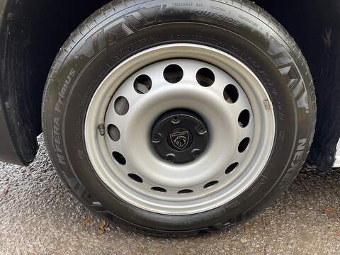 Peugeot Partner 1.5 BlueHDi 1000 Professional Standard Panel Van SWB Euro 6 (s/s) 5dr - U409