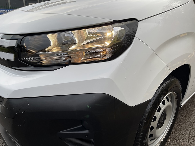 Peugeot Partner 1.5 BlueHDi 1000 Professional Standard Panel Van SWB Euro 6 (s/s) 5dr - U409