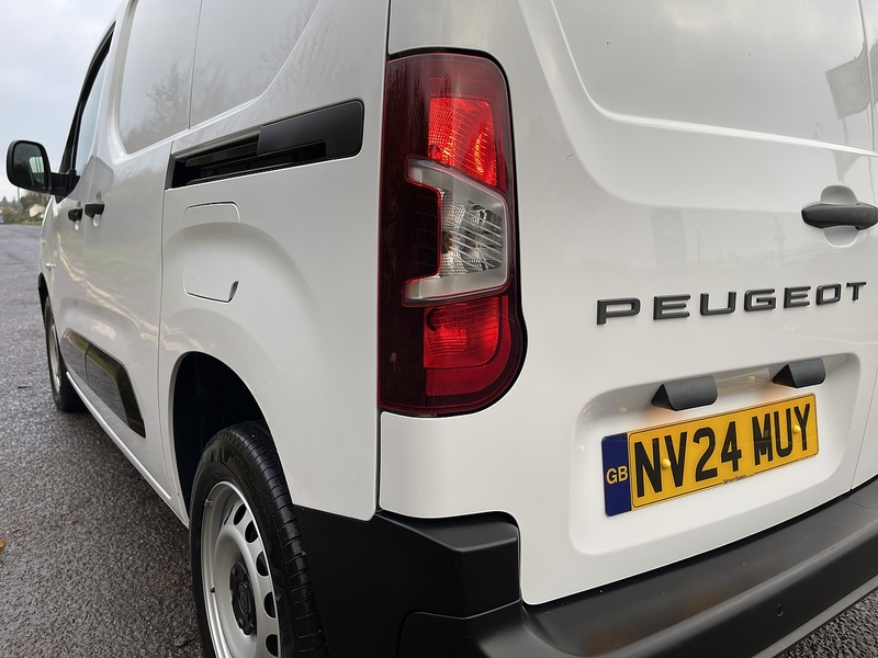 Peugeot Partner 1.5 BlueHDi 1000 Professional Standard Panel Van SWB Euro 6 (s/s) 5dr - U409