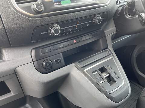 Citroen e-Dispatch e 1000 75kWh Enterprise Pro M Auto MWB 6dr (7.4kW Charger) - U411