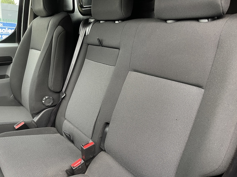 Citroen e-Dispatch e 1000 75kWh Enterprise Pro M Auto MWB 6dr (7.4kW Charger) - U411