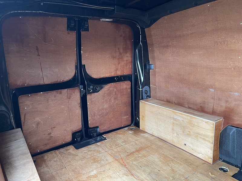 Citroen e-Dispatch e 1000 75kWh Enterprise Pro M Auto MWB 6dr (7.4kW Charger) - U411