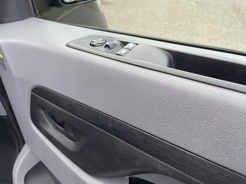 Citroen e-Dispatch e 1000 75kWh Enterprise Pro M Auto MWB 6dr (7.4kW Charger) - U411