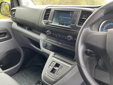 Citroen e-Dispatch e 1000 75kWh Enterprise Pro M Auto MWB 6dr (7.4kW Charger) - U411