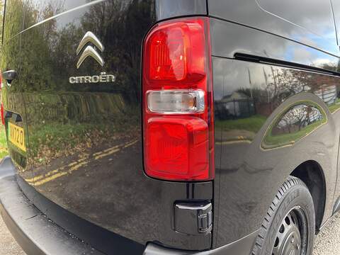 Citroen e-Dispatch e 1000 75kWh Enterprise Pro M Auto MWB 6dr (7.4kW Charger) - U411